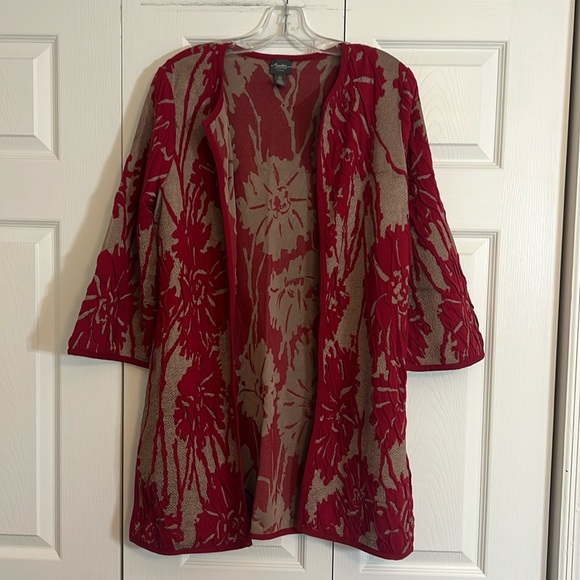 Chico’s Travelers Collection Women’s Sz 0 Cardigan Beige and Red Floral J1 - Picture 1 of 7